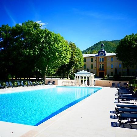 La Vue Est Belle Apartment Montbrun-les-Bains Exterior photo
