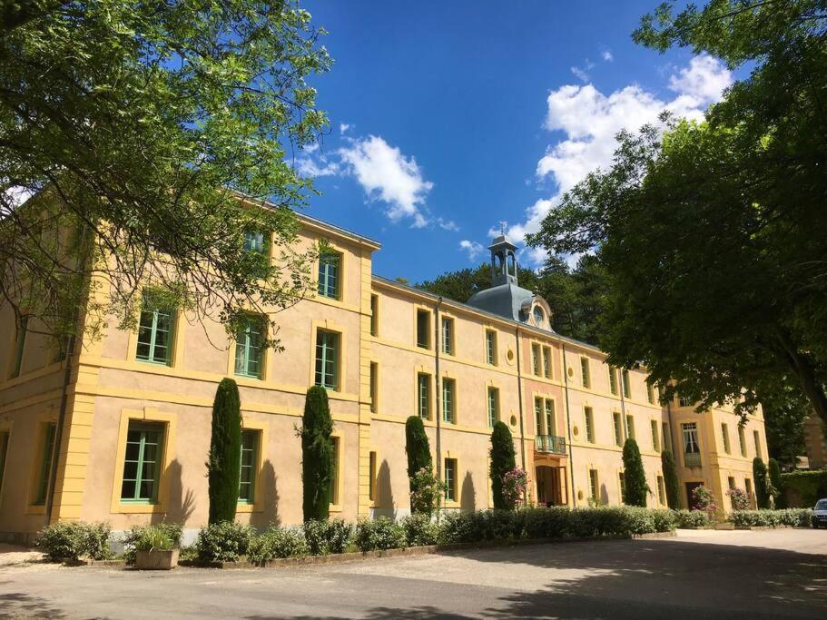 La Vue Est Belle Apartment Montbrun-les-Bains Exterior photo